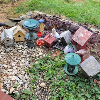 Birdhouses, Feeders and More (Y-DW)