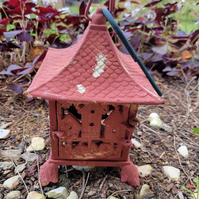 Birdhouses, Feeders and More (Y-DW)