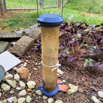 Birdhouses, Feeders and More (Y-DW)