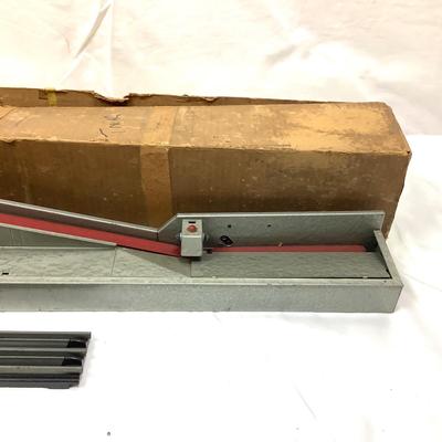 433 Lionel 364 Lumbar Loader