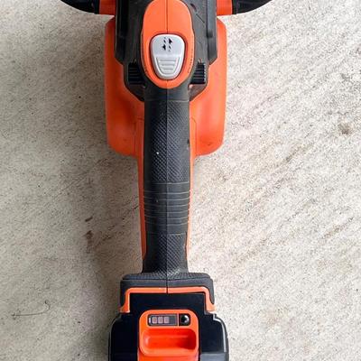 BLACK & DECKER ~ Pair (2) ~ 40 V Battery Operated Tools