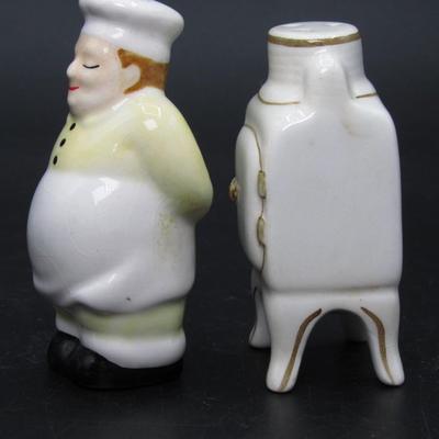 Vintage Midwest of Cannon Falls Seasons Stove and Chef Salt & Pepper Shakers
