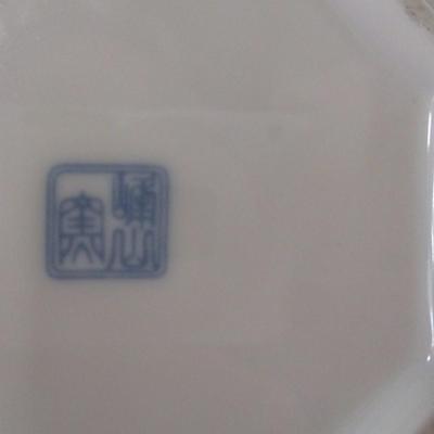 Blue & White Dishes Marked