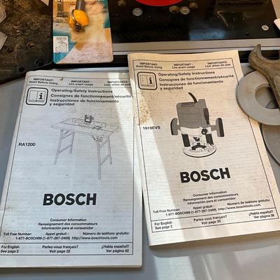 S1580 Bosch Router and Table with Attachments RA12OU