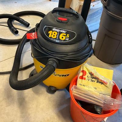 S1584 SHOP-VAC 18Gal with Attachments