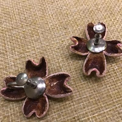 Vintage Leather   Dogwood Flower Screw  On Earrings