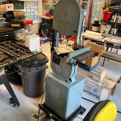S1585 Delta 14" Bandsaw Model 52-963 with Lamp Attachments and Saw Blades