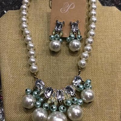 Plunder Costume Necklace with Earrings