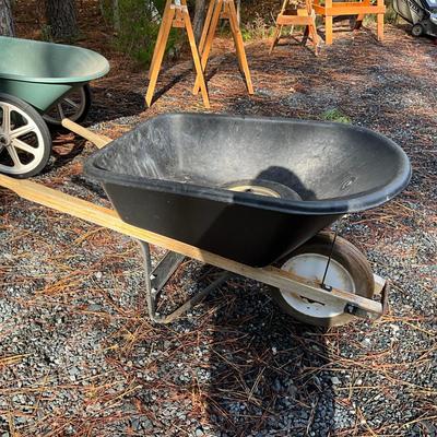 S1591 Large Plastic Wheelbarrow with Extra Tire and Wheel Mounting Bracket