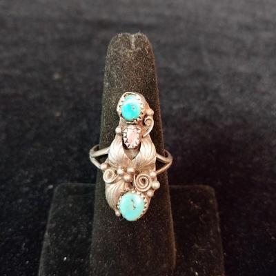 NATIVE AMERICAN STERLING AND TURQUOISE RING