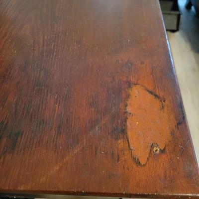 Antique Desk (DR-DW)
