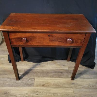 Antique Desk (DR-DW)