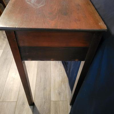 Antique Desk (DR-DW)