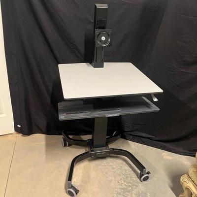 Ergotron Sit-Stand Workstation (B1-MG)