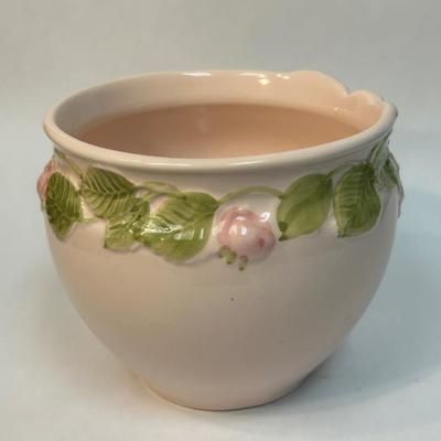 Small Peachy Pink Ceramic Planter Pot with Pink Rose Bud Flower Edge