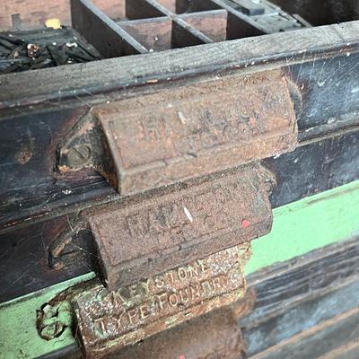 Antique Metal Letter Press Numbers / Letters & Cases