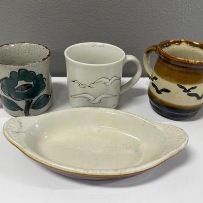 Pottery kitchen items