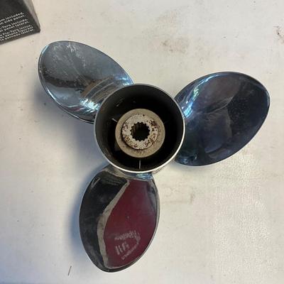 S1654 Mercury Propeller/ Mercury Marine "Vengence" with Flor Torq Hub Assembly