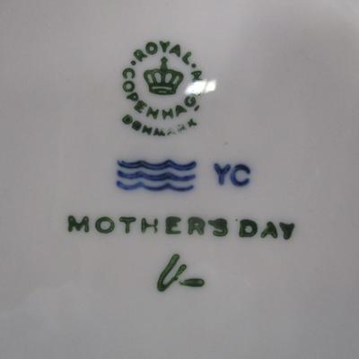 Royal Copenhagen Mother's Day Plates With Boxes