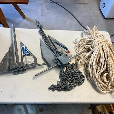 S1673 Two Anchors with Rope and Chains