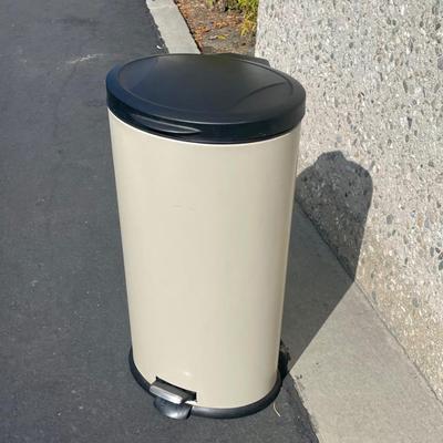 Tall Metal Waste Basket with Step-open Lid