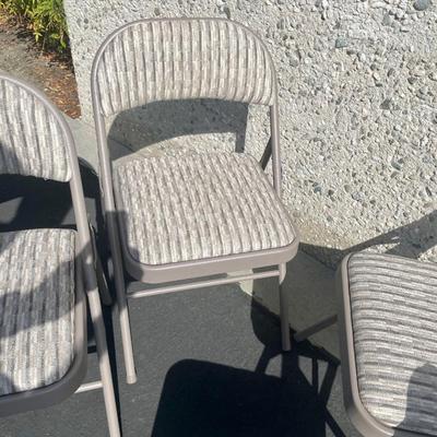 Set of 4 Samsonite Folding Chairs Metal with Cushioned Seat and Back