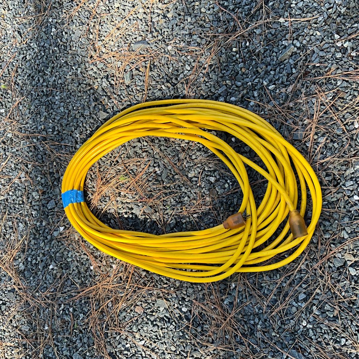 S1681 WOODS Large 100ft. Extension Cord