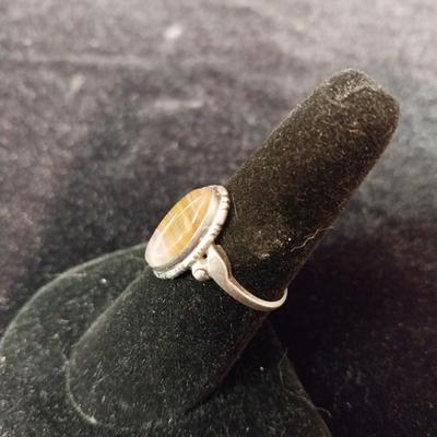STERLING RING WITH AGATE STONE