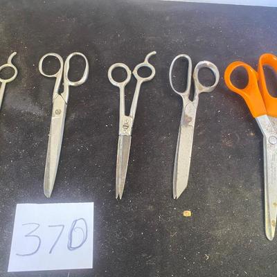 Scissor Lot