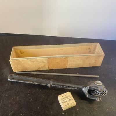 Vintage Dresser Emery Wheel Cutter