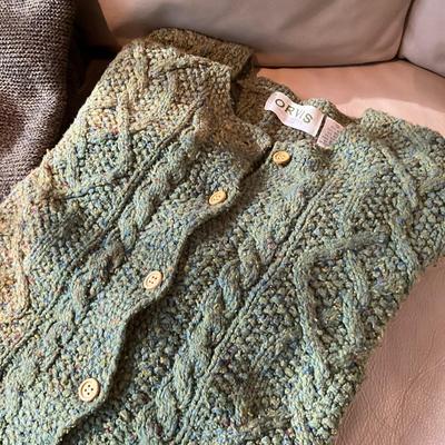 MR1698 Lot of 4 Ladies Wool Orvis Sweaters Sz Small Med.