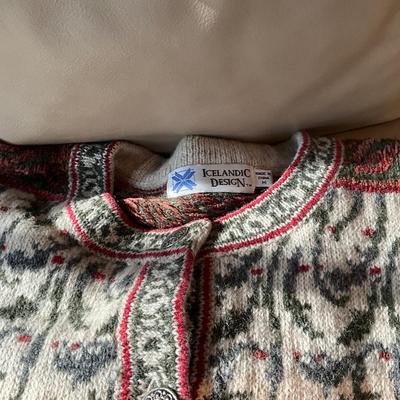 ME1700 Two Wool Cardigans by Icelandic