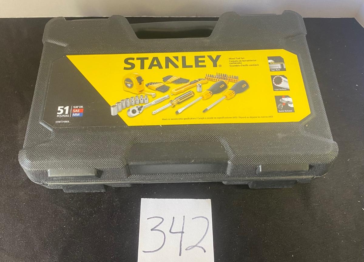 Stanley Tool Kit | EstateSales.org