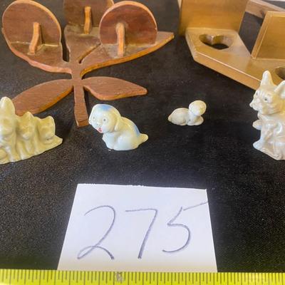Shelves and Miniatures