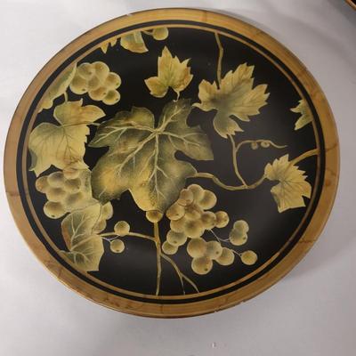 Raymond Waites Decorative Plates (B2-DW)