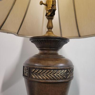 Clayton & Company Fluted Urn Table Lamp (B2-DW)