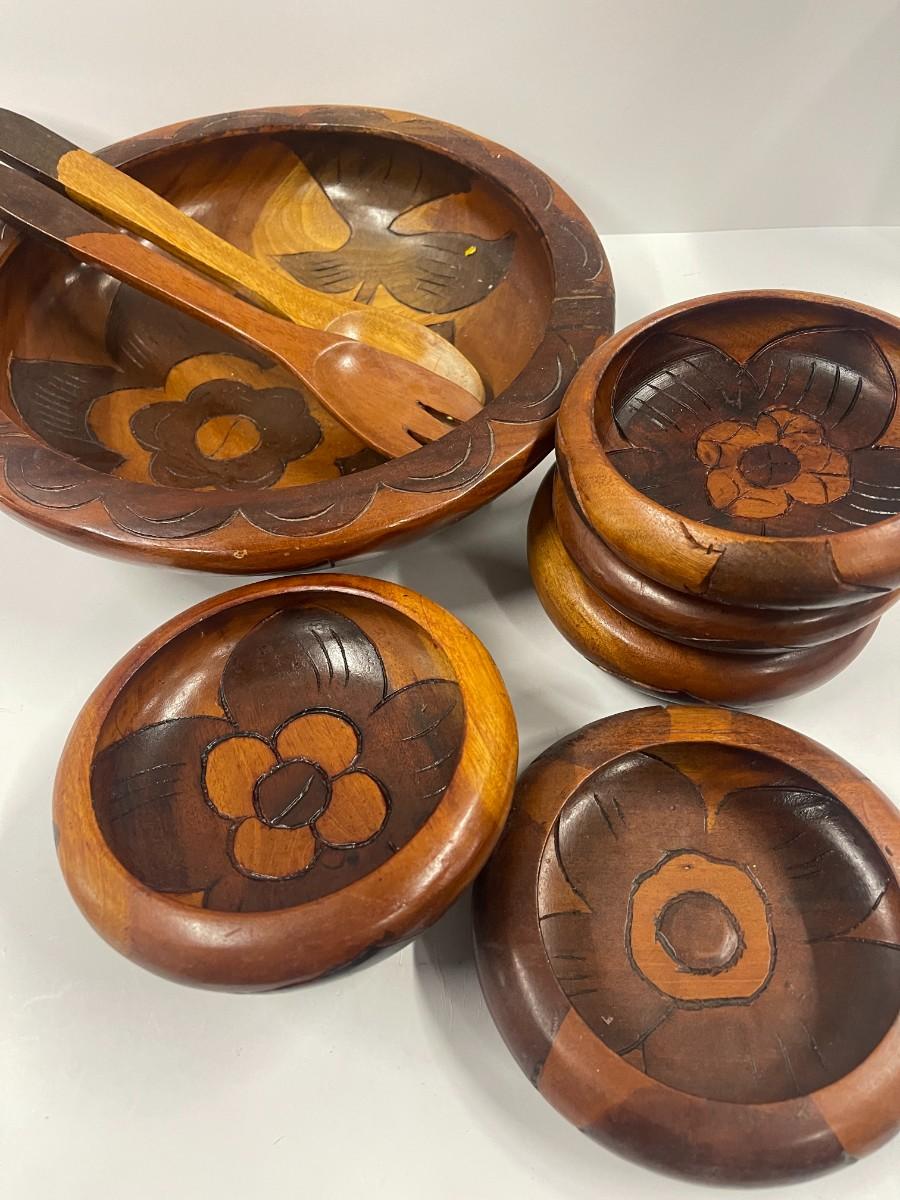 Vintage Hand Carved Salad Bowl Set