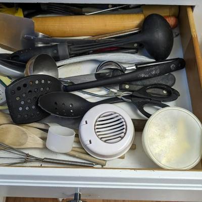 Contents of Lower Kitchen Cabinets 