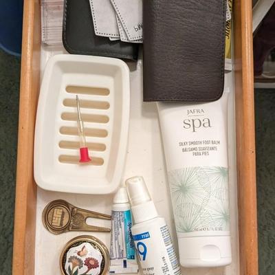 Contents of Main Bedroom Bathroom
