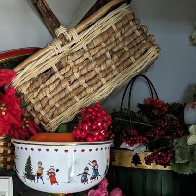 Seasonal Decor