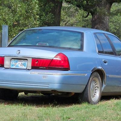 2004 Mercury Grand Marquis