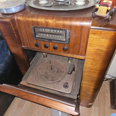 Radio/Record player