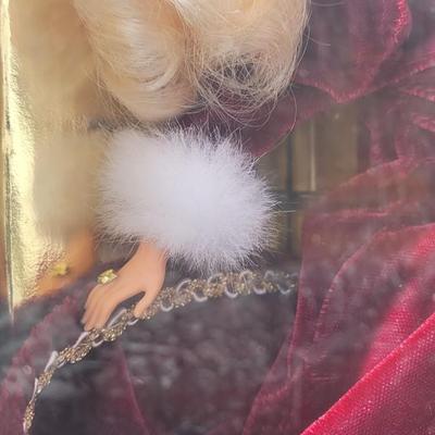 1996 Happy Holidays Barbie - Collector's New in the Box Barbie