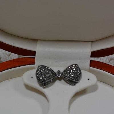925 Sterling & Marcasite Bow Pin 2.6g