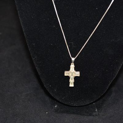 925 Sterling Cube Chain w/ Crystal & Silver Cross 18" 4.7g