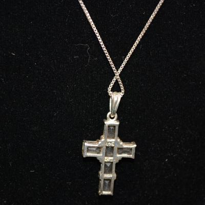 925 Sterling Cube Chain w/ Crystal & Silver Cross 18" 4.7g