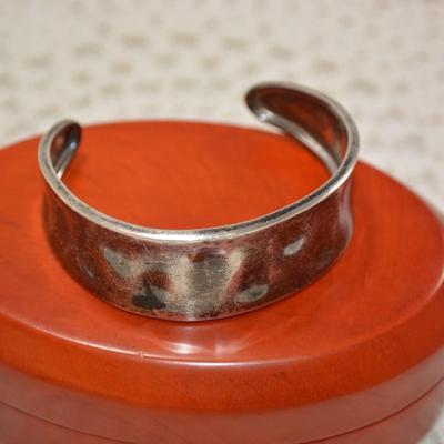 925 Sterling Hammered Cuff Bracelet 21.0g