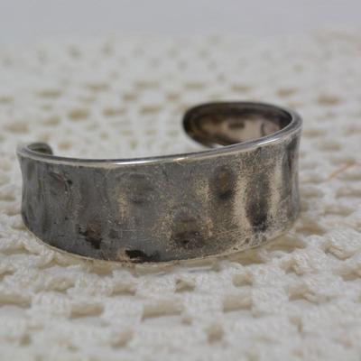 925 Sterling Hammered Cuff Bracelet 21.0g