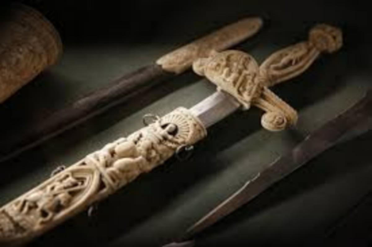 Dagger | EstateSales.org