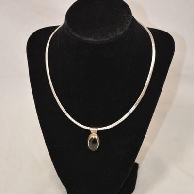 925 Sterling Omega Chain w/ 925 Onyx Pendant 17" 28.1g